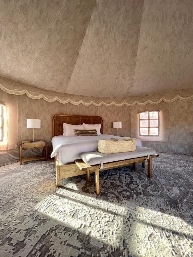 فندق Liwa Nights ليالي ليوا المظهر الخارجي الصورة