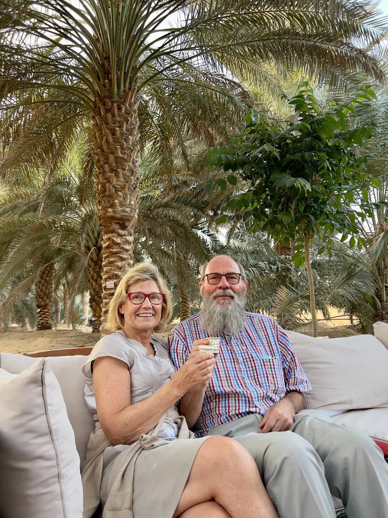 فندق Liwa Nights ليالي ليوا المظهر الخارجي الصورة